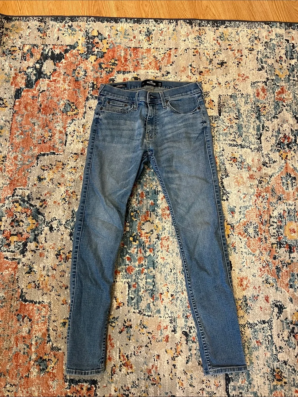 Hollister Men's Skinny Jeans in Faded Blue Wash